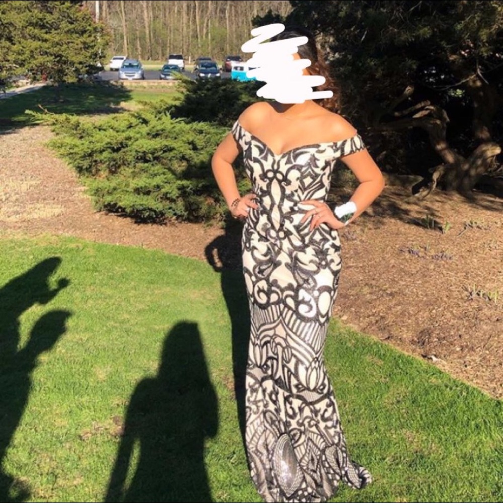 Size small prom dress